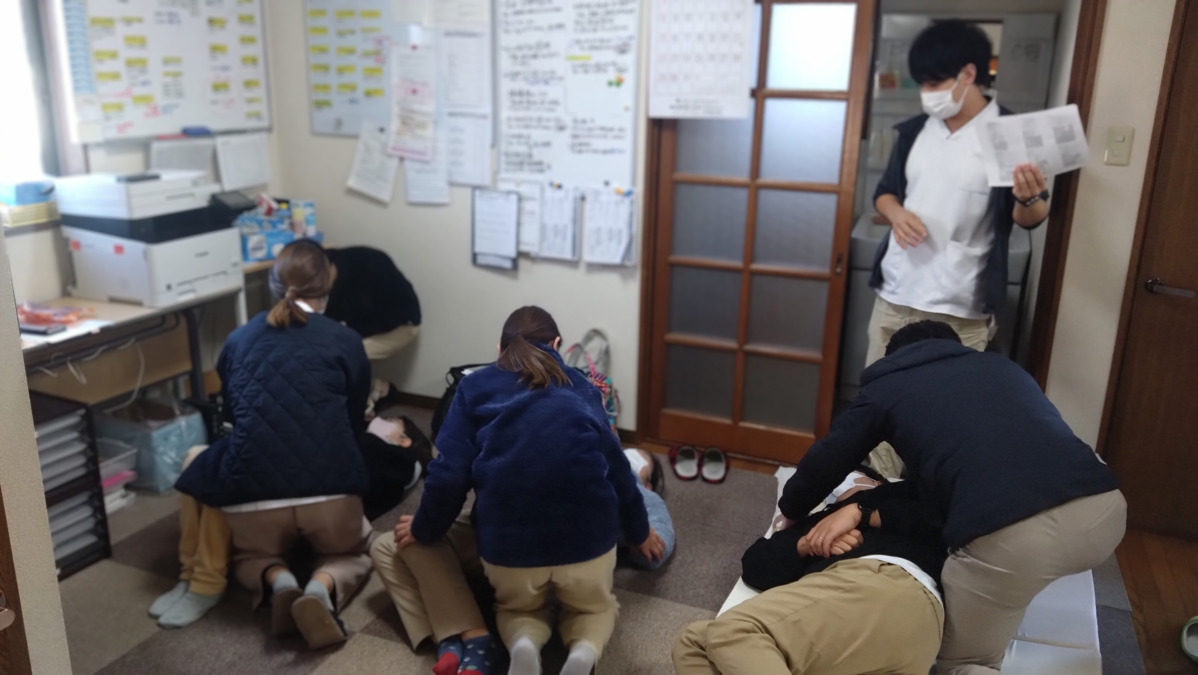 株式会社ひまわりケアサービス　在宅マッサージひまわり（あん摩マッサージ指圧師の求人）の写真17枚目：