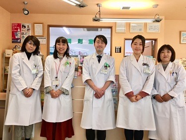 ヤマダ薬局【西新井支店】の写真3枚目:親しみやすいスタッフがお待ちしています!