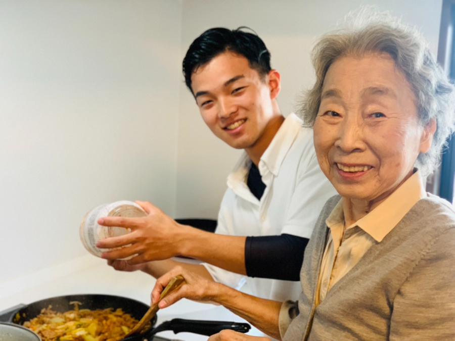 〜お散歩&日常デイ〜おとなりさん。南片江(管理職(介護)の求人)の写真3枚目: