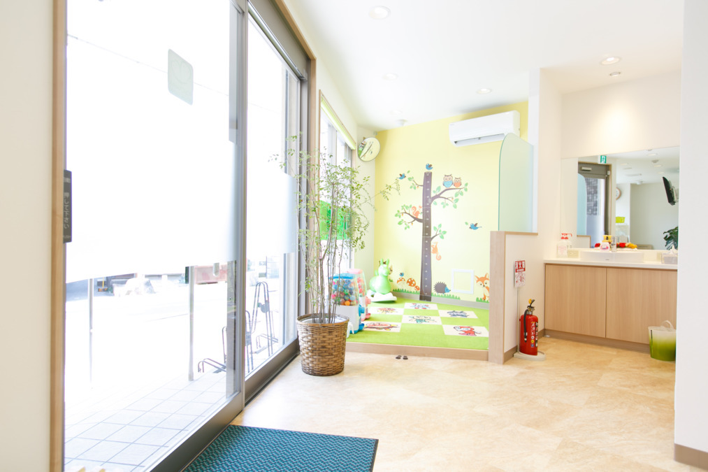 よこやま歯科（歯科衛生士の求人）の写真3枚目：「できる限り、削らない！抜かない！切らない！」予防中心の歯科医療を目指しています