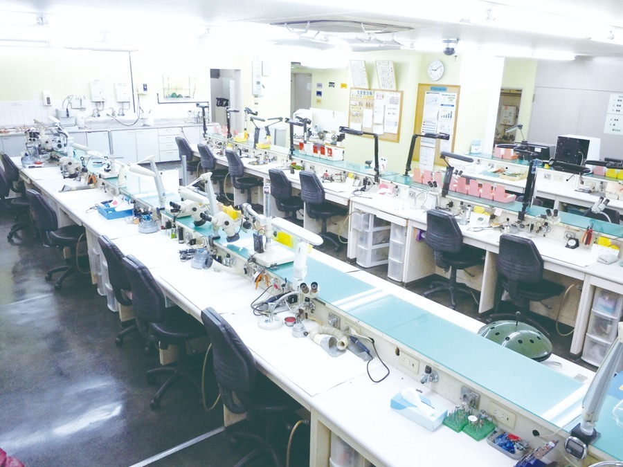 株式会社ワールドラボ 大阪センターの歯科技工士求人情報 正職員 大阪府吹田市 転職ならジョブメドレー 公式