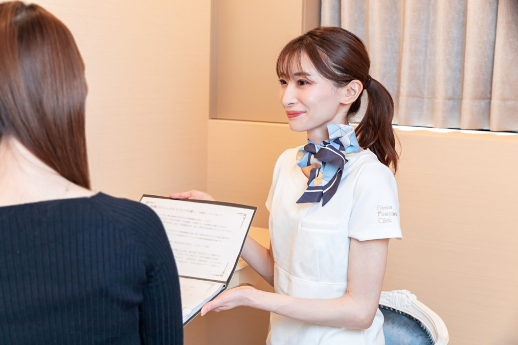 銀座ファインケアクリニック上野院（看護師/准看護師の求人）の写真6枚目：ホテルのコンシェルジュのような対応を行っています
