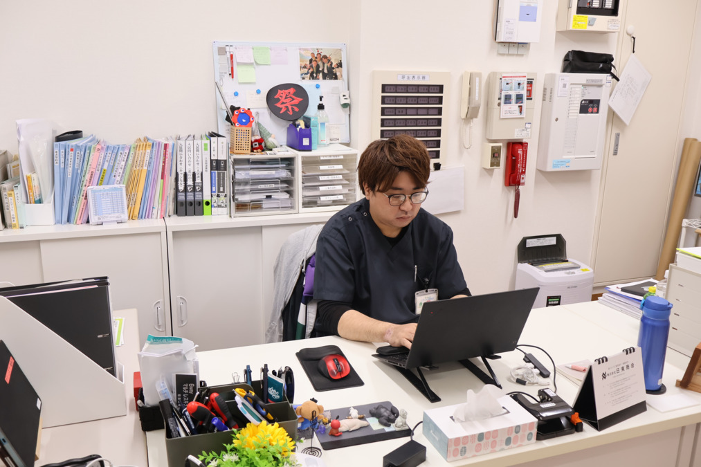 株式会社メディホス　横浜事業所（管理職（介護）の求人）の写真