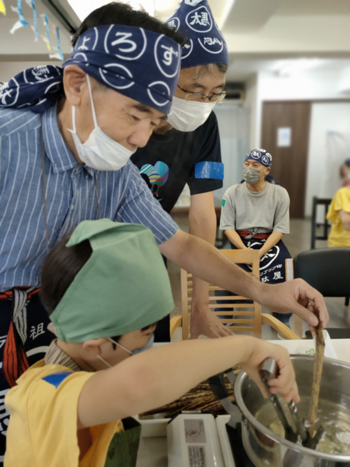 GRASP（グラスプ）asahi横浜中西部（介護職/ヘルパーの求人）の写真15枚目：地域のお子さんと事業所で交流する機会もあります