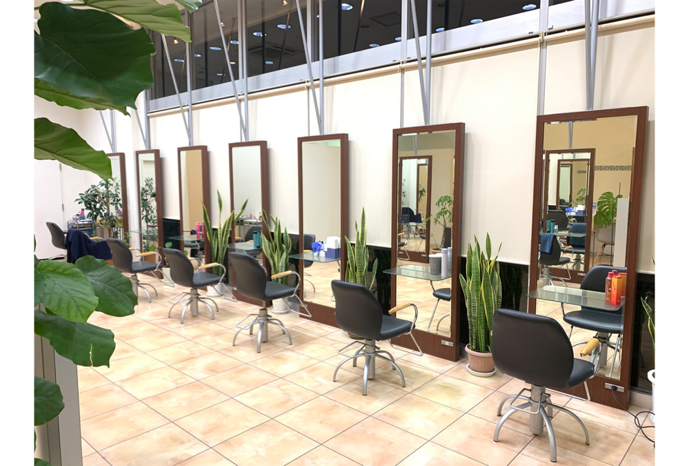 Hair Salon Spruce（美容師の求人）の写真5枚目：