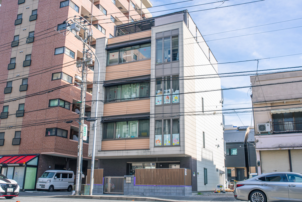 やすらぎ保育園（保育士の求人）の写真2枚目：「やすらぎ保育園」で一緒に働いてくれる方を募集しています