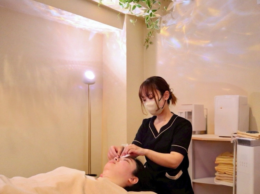 エモーション八王子店の写真