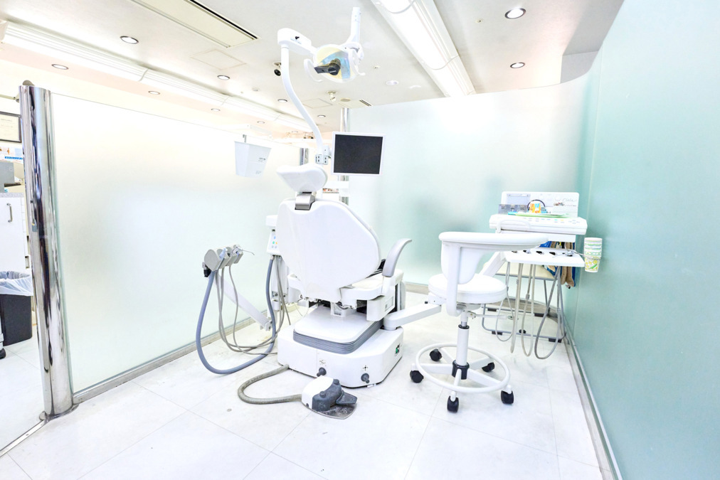 キョート矯正歯科クリニック(歯科医師の求人)の写真2枚目:各専門医と連携することにより、高度で包括的な歯科治療を提供しております