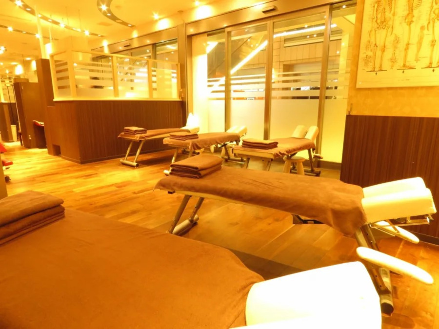 カラダファクトリー 三軒茶屋キャロットタワー店（整体師の求人）の写真3枚目：