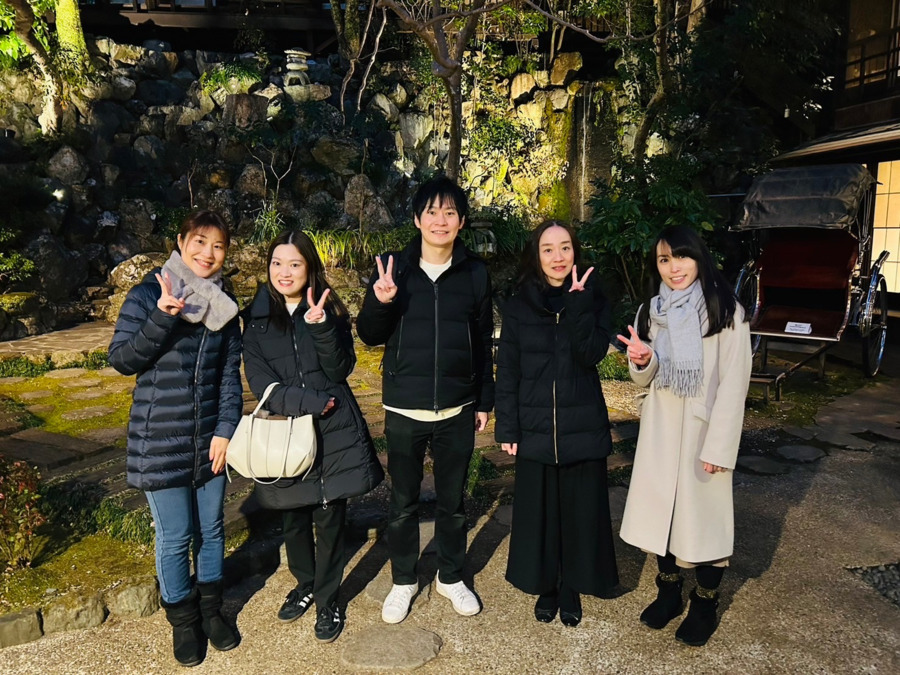 やまのい歯科クリニック（歯科衛生士の求人）の写真2枚目：スタッフ皆んなで定期的に楽しく、美味しい食事会もあります