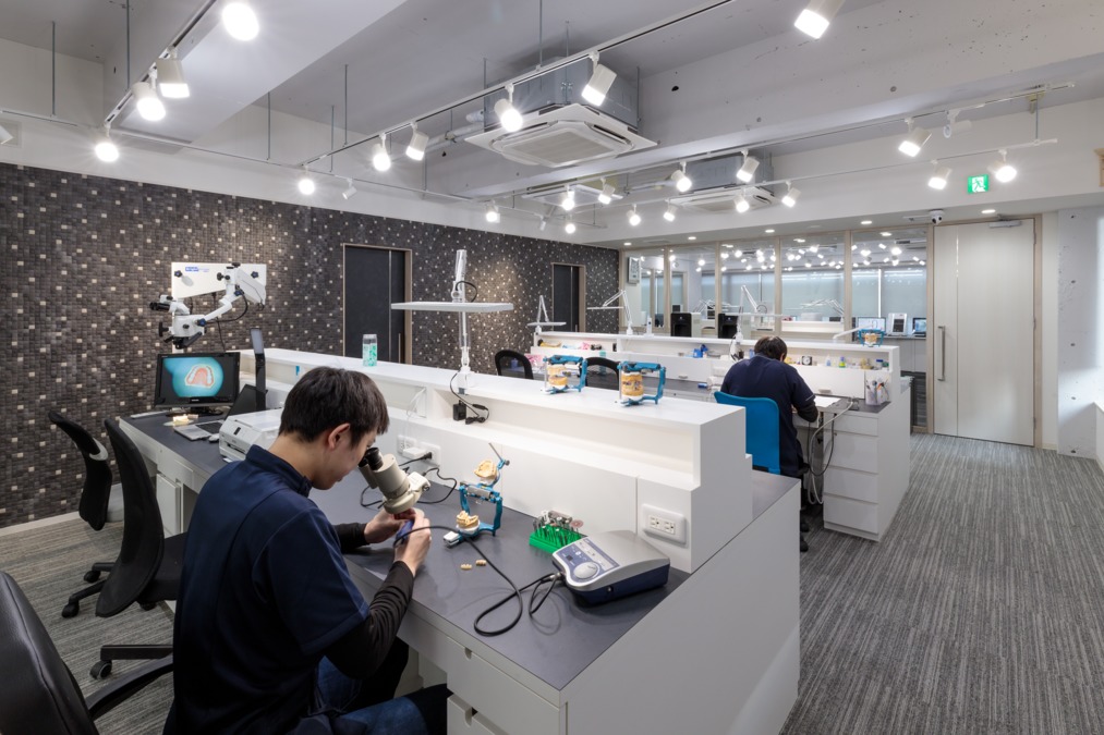 有限会社アルファー工房　知立CADCAMセンターの写真5枚目：技工室