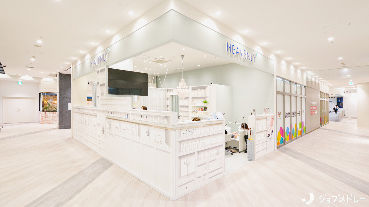 ヘブンリープラス＋  Luz湘南辻堂店（ネイリストの求人）の写真2枚目：ヘブンリープラス＋ Luz湘南辻堂店の外観です