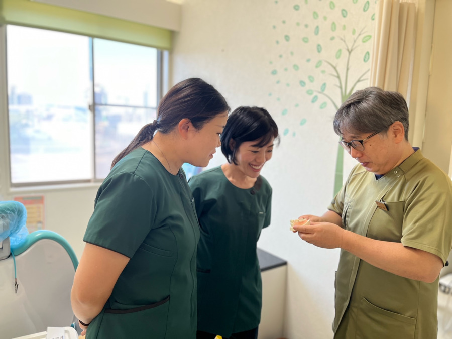 医療法人　てらさき歯科医院（歯科衛生士の求人）の写真3枚目：優しいDrがお待ちしています(^^)/