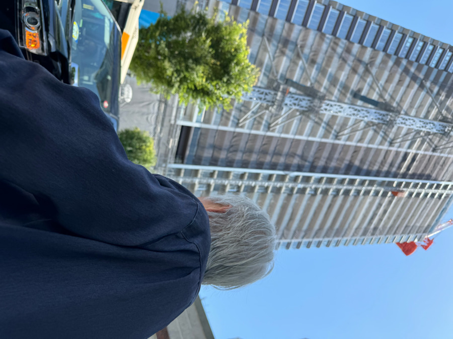 デイサービスハートランド平井(介護職/ヘルパーの求人)の写真6枚目:平井駅再開発の商業施設