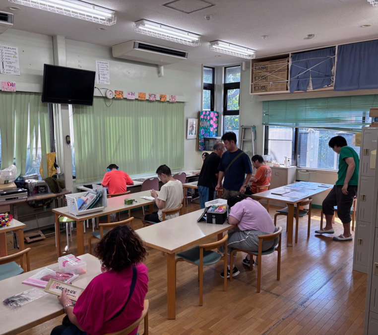 磯子区障害者地域活動ホーム（生活支援員の求人）の写真2枚目：
