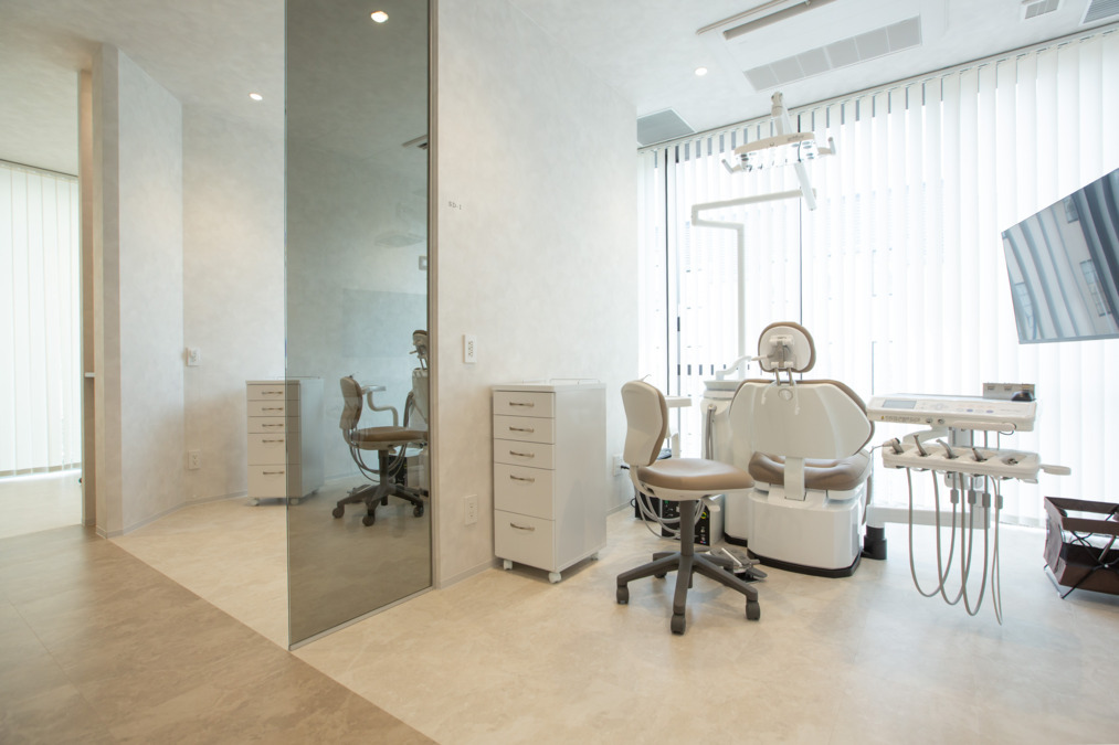京都河原町スマイルデザイン歯科・矯正歯科【2025年09月16日オープン】の写真3枚目：診療室