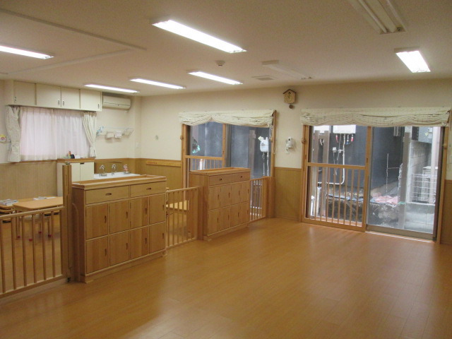 いずみ保育園の写真5枚目:1,2歳児の部屋