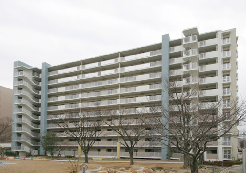 アイリスホーム服部 2の写真1枚目：