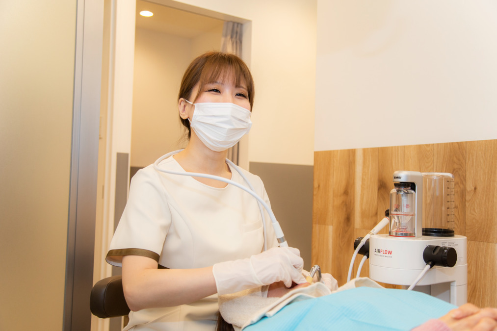peeth dental clinic 河内松原駅の写真2枚目：自慢のスタッフたちです！スタッフ全員向上心をもち、日々頑張ってくれています