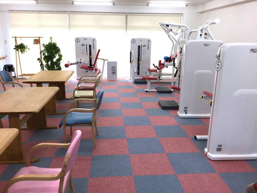 機能訓練特化型デイサービス ゴールデンステージ（介護職/ヘルパーの求人）の写真2枚目：