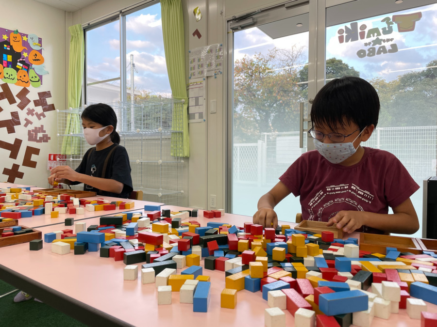 知能遊び教室「つみき★ラボ」（保育補助の求人）の写真4枚目：