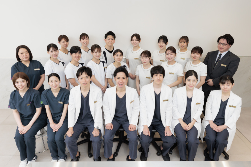 新小岩眼科(視能訓練士の求人)の写真:本院スタッフです。一緒に地域の皆さんの目の健康を守っていきましょう!