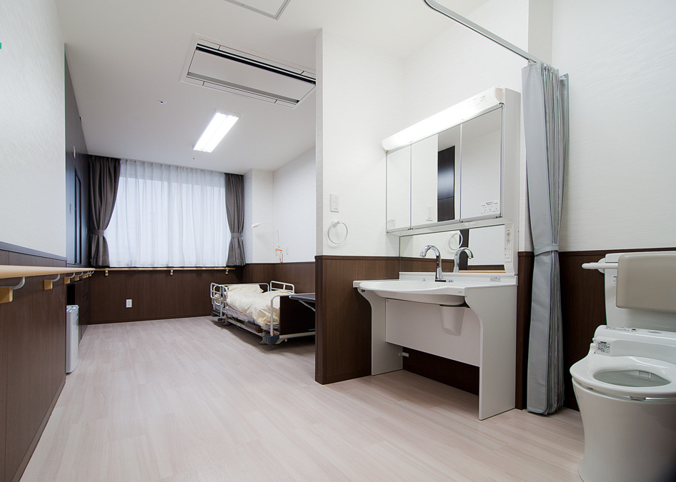 医療型サービス付き高齢者住宅巣南の写真4枚目：