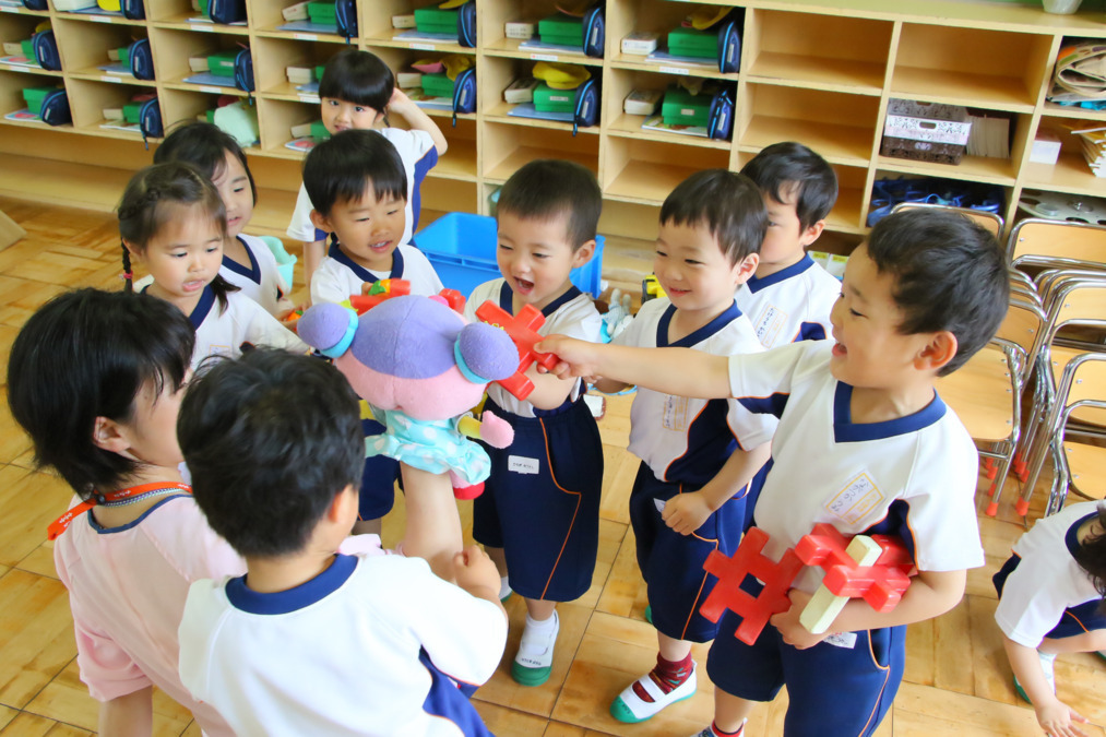 春日幼稚園の写真10枚目：みんな仲よし！
