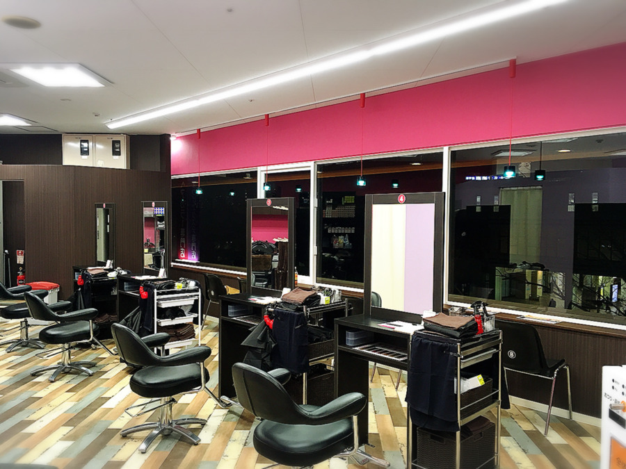 サンキューカラー イオンマリンピア店（美容師の求人）の写真2枚目：