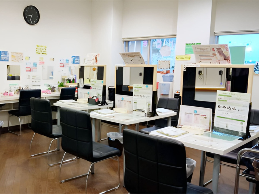 髪染本舗 大垣店（美容師の求人）の写真2枚目：