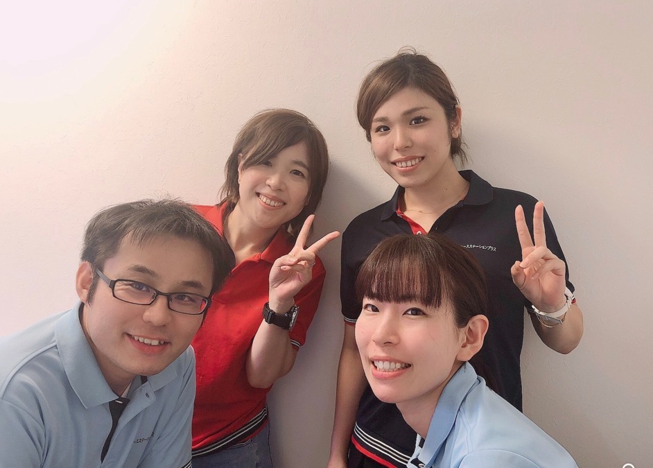 住宅型有料老人ホーム なかがわの森(介護職/ヘルパーの求人)の写真:正社員・時間勤務・男女・年齢・職務も様々 それぞれの経験が活かせる職場です