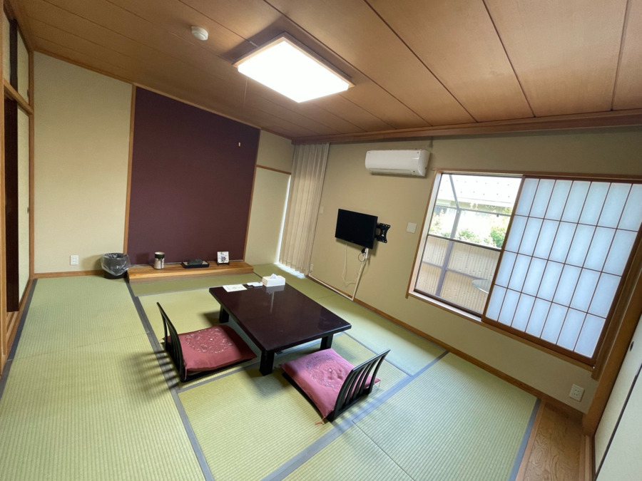 就労継続支援B型事業所 りらく（生活支援員の求人）の写真8枚目：６つのお部屋があります。