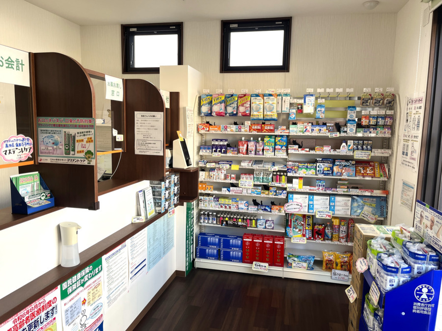 ウェルネス薬局　五味塚店（調剤事務の求人）の写真5枚目：薬局内です。様々な商品を取り扱っております。