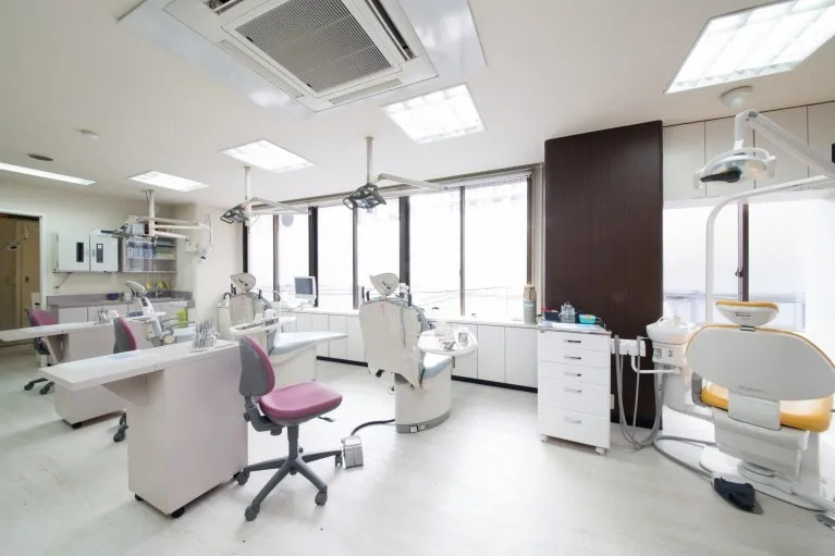 岩崎矯正歯科（歯科衛生士の求人）の写真5枚目：