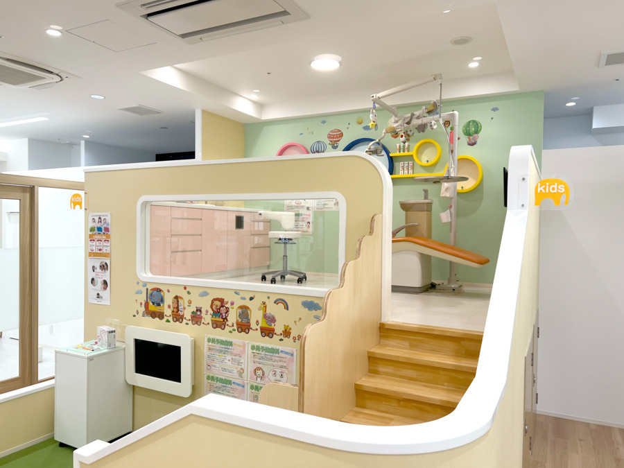 小倉駅スマイル歯科小児歯科医院（歯科医師の求人）の写真6枚目：