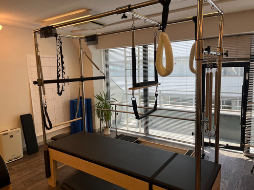 Spine Conditioning Center（作業療法士の求人）の写真4枚目：トラピーズテーブル