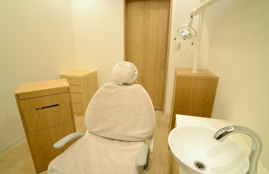 泉が丘ニコニコ歯科(歯科衛生士の求人)の写真2枚目: