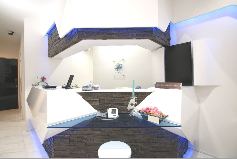 新枝歯科医院（歯科衛生士の求人）の写真6枚目：受付②