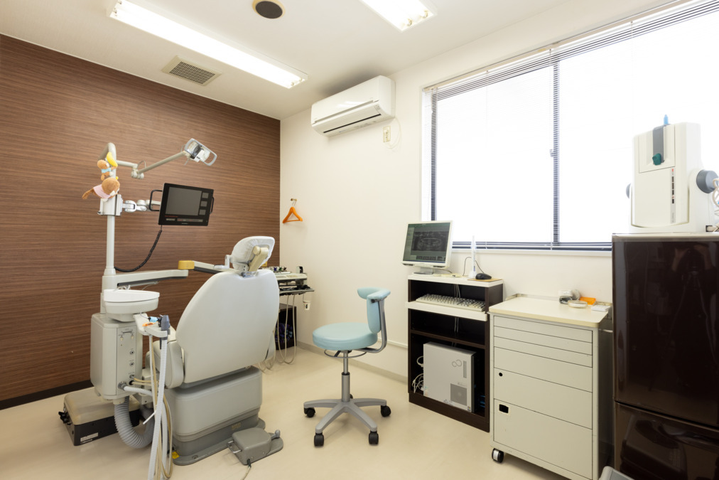 医療法人武井会 たけい歯科クリニック(歯科衛生士の求人)の写真16枚目:お子様用の診察室もあります。