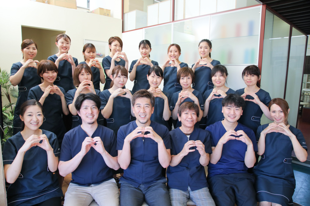 医療法人社団輝歯会 アップル歯科クリニック(歯科医師の求人)の写真:役割に関係なく、スタッフ仲がとても良いです。