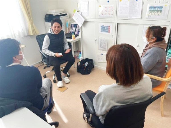 共同生活援助事業グループホームひなた高畑（生活支援員の求人）の写真2枚目：