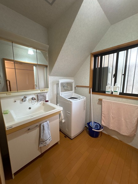 グループホーム　らんたん王子台（生活支援員の求人）の写真3枚目：洗面場