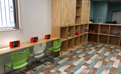 障がい福祉サービスA-Z　kid's清水（アズ　キッズシミズ）　の写真2枚目：レクリエーションスペース①