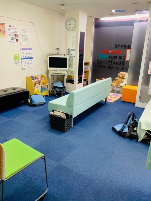 はっぴー整骨院の写真3枚目：お子様連れ、産前産後の女性患者も多数来院されます。