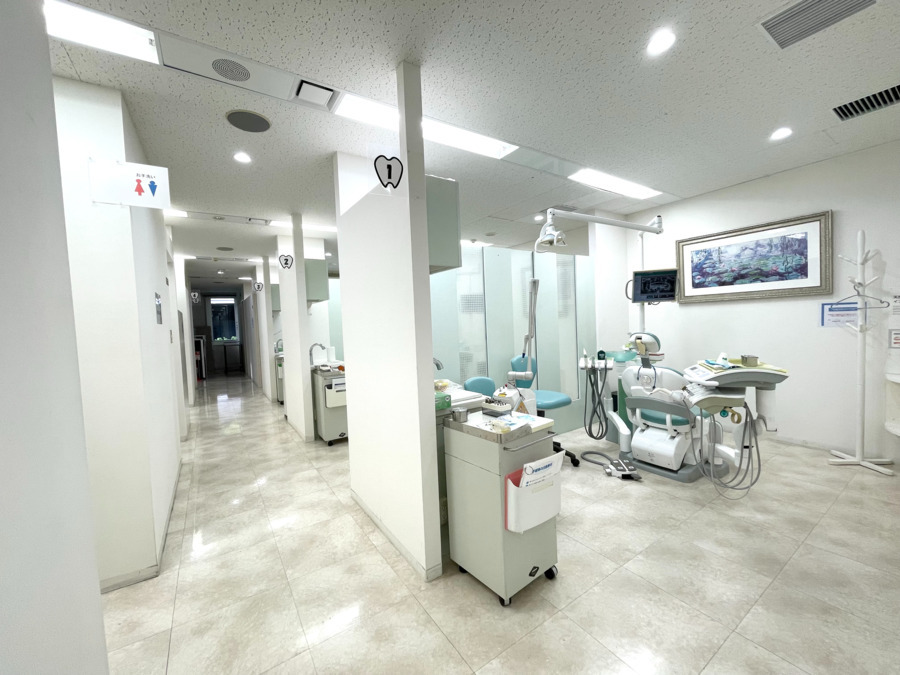 東京駅前歯科口腔外科（歯科助手の求人）の写真4枚目：