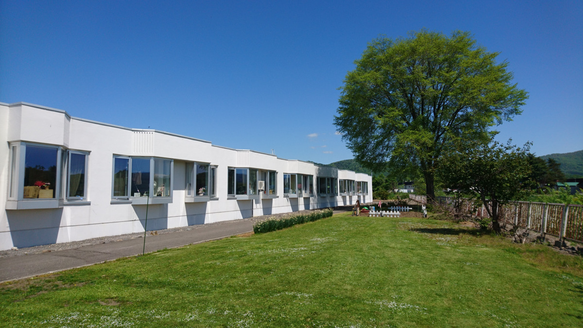 和寒町特別養護老人ホーム芳生苑の写真