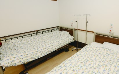 有料老人ホームフェリーチェ（介護職/ヘルパーの求人）の写真3枚目：個室設備の他に静養室もご用意しています