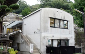 慈光保育園の写真:本館の外観です