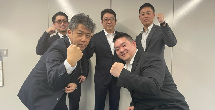 株式会社ファルマウニオン　本部（一般事務/管理部門の求人）の写真3枚目：未経験の方も♪経験者の方も♪
みんなで一緒に会社を盛り上げて行きましょう♪
