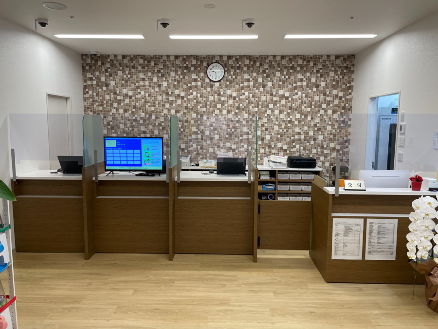 長房調剤薬局（薬剤師の求人）の写真2枚目：コピオ長房店　店内